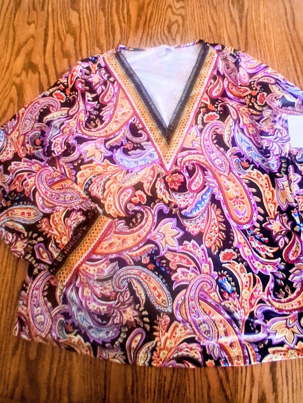 NWT Ladies V Neck Top, Bright Beauriful Colors,  Sz Lg